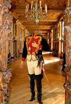 мужской шаблон для фотошопа бонапарт во дворце полководец 19 века