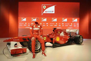 шаблон мужской для фотошоп пилот Формулы-1 команда Феррари